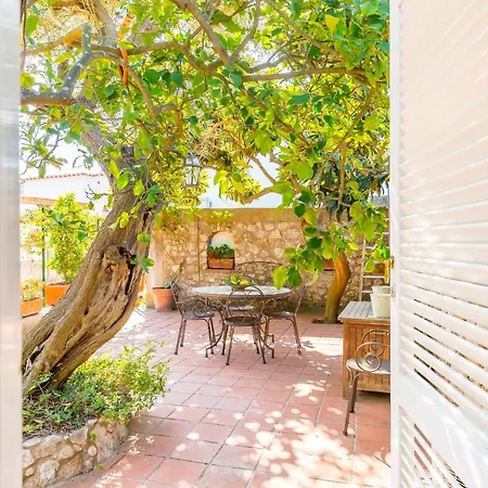 Vila Turquoise