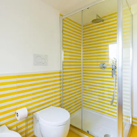 Turquoise Vila Capri