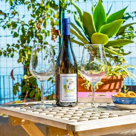 Turquoise By Napoliapartments *