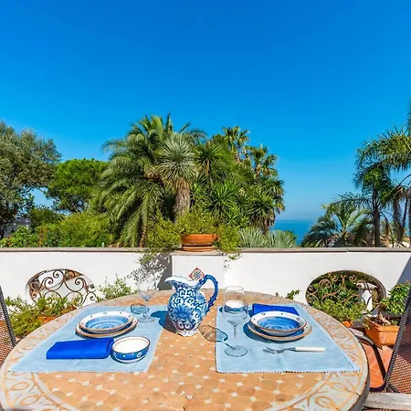 Turquoise By Napoliapartments *